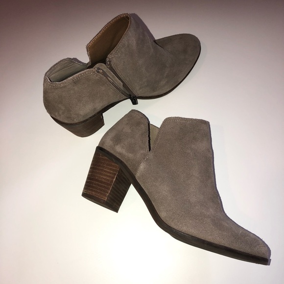 Lucky Brand Booties in tan color size 8.5 - Picture 2 of 9